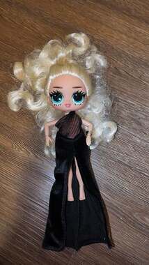 L.O.L. Surprise! O.M.G. Lady Diva Fashion Doll in Black Velvet Gown – 9.5" Used